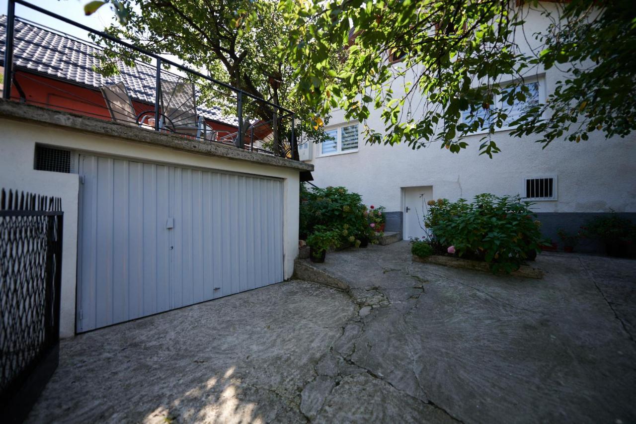 Lovely House Apartment Sarajevo Exterior photo