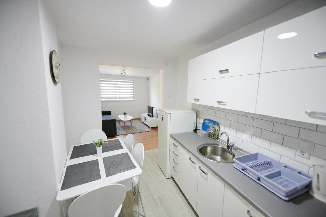 Lovely House Apartment Sarajevo Exterior photo
