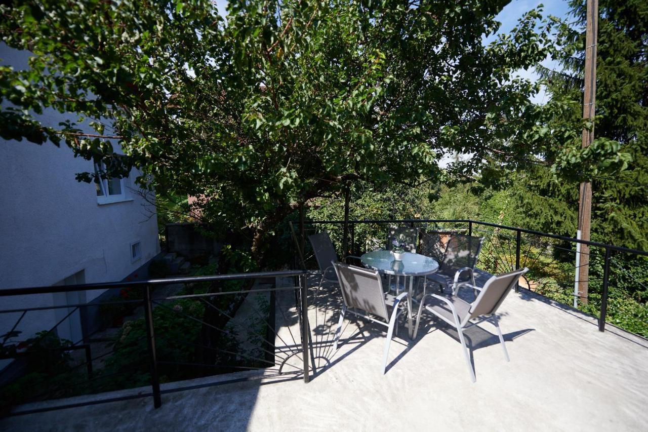 Lovely House Apartment Sarajevo Exterior photo